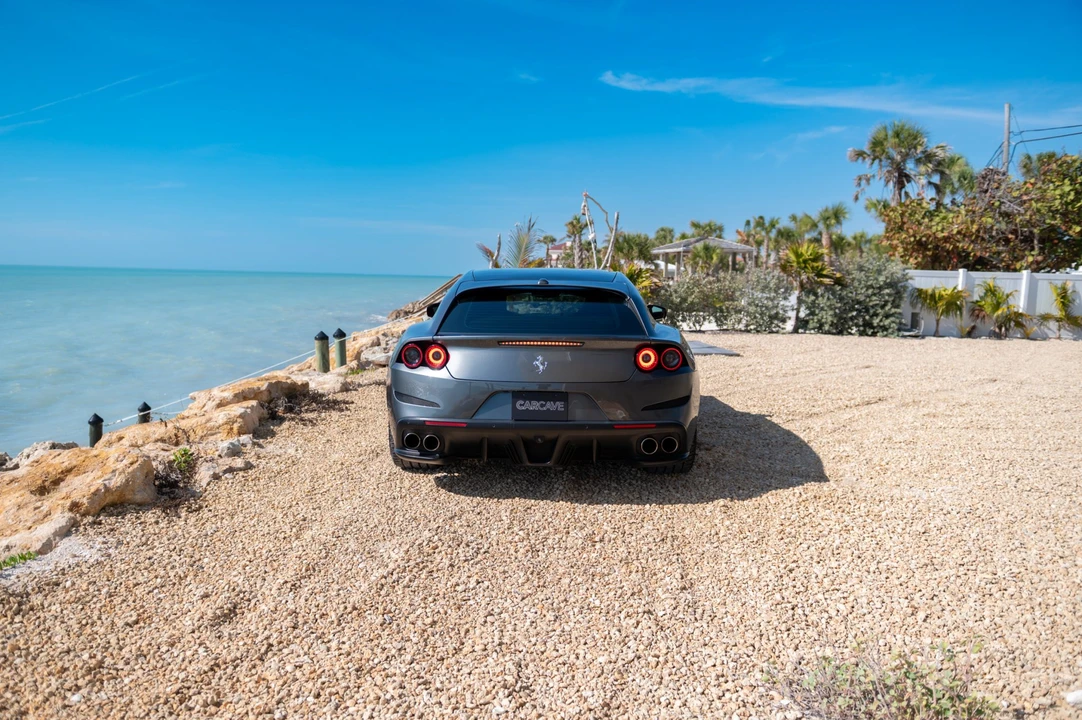 2018 Ferrari GTC4Lusso - Image 10 of 31