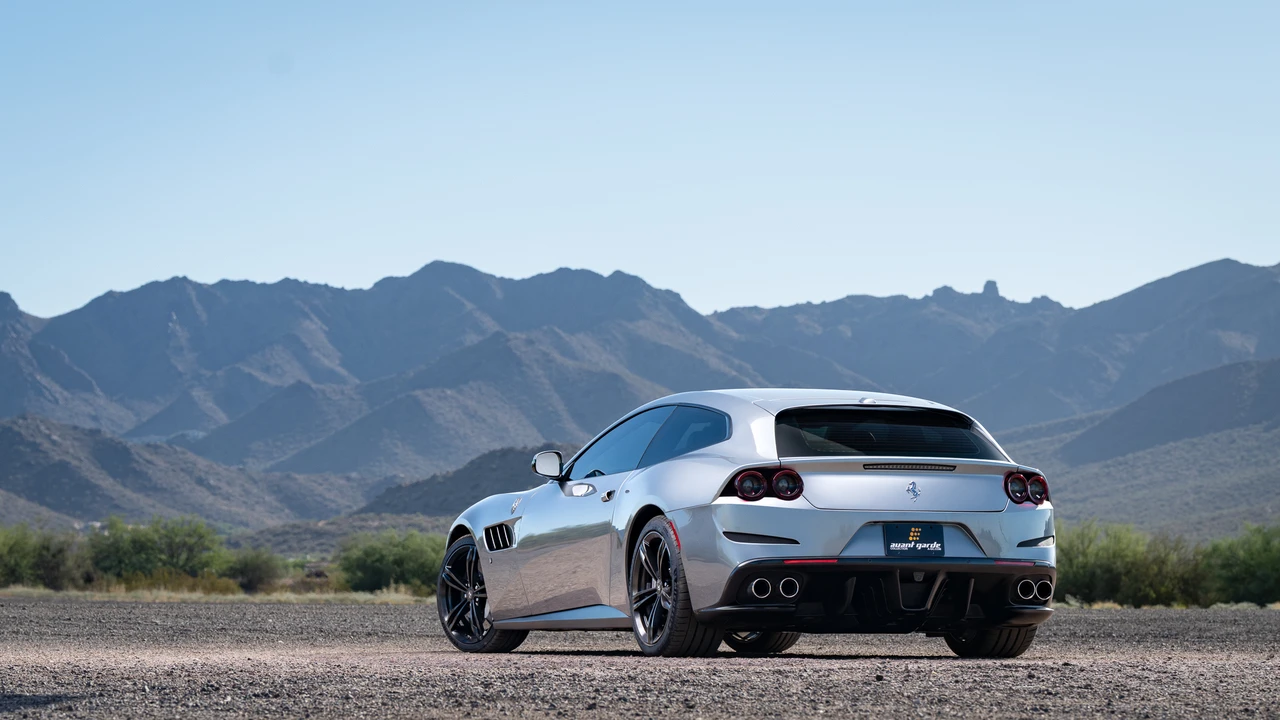 2018 Ferrari GTC4Lusso - Image 29 of 31