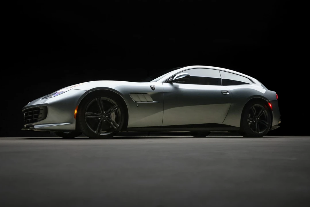 2018 Ferrari GTC4Lusso - Image 15 of 31