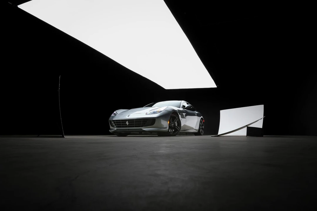 2018 Ferrari GTC4Lusso - Image 2 of 31
