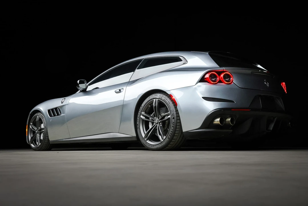 2018 Ferrari GTC4Lusso - Image 19 of 31