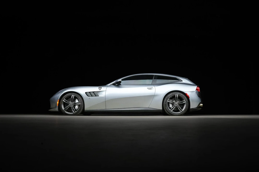 2018 Ferrari GTC4Lusso - Image 7 of 31