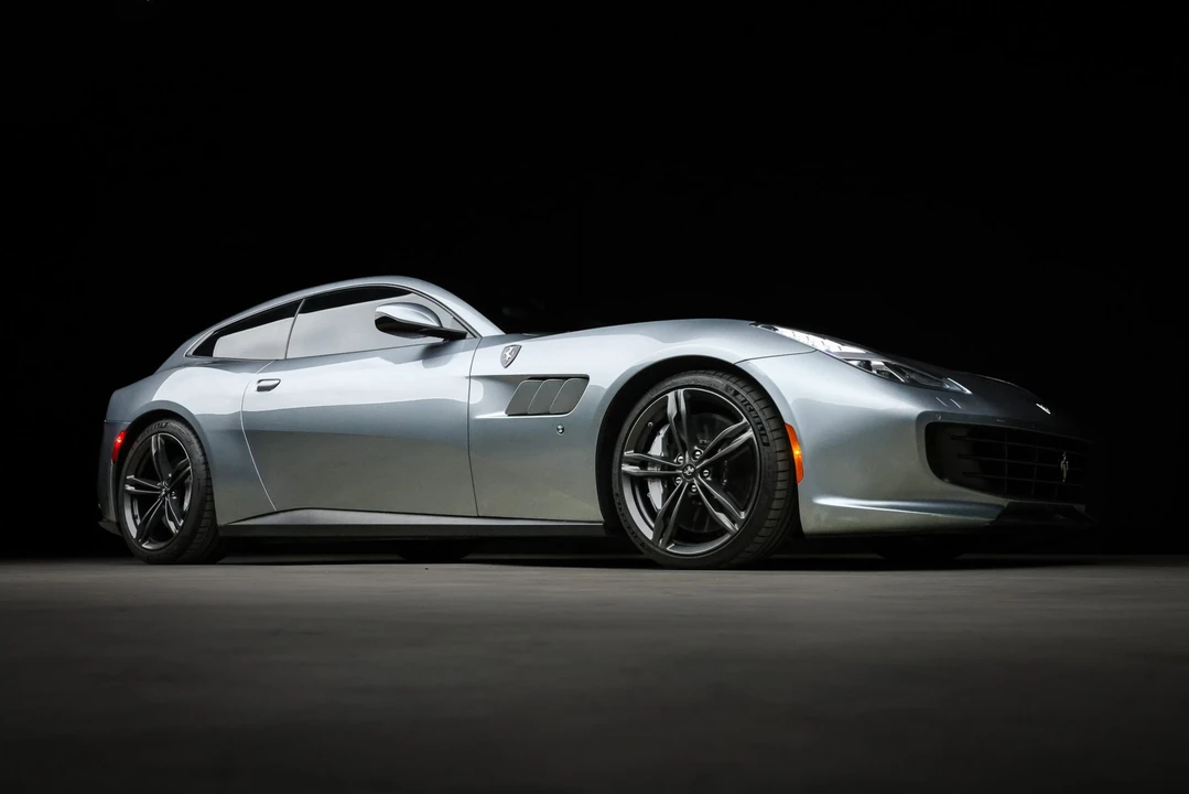 2018 Ferrari GTC4Lusso - Image 29 of 31