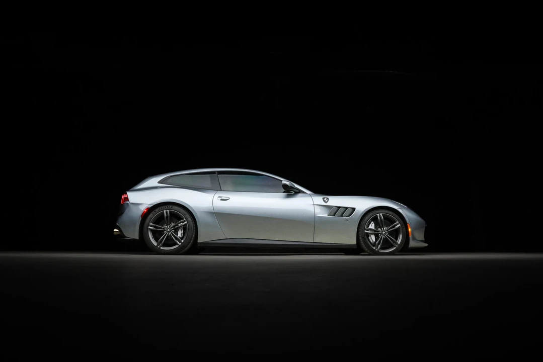 2018 Ferrari GTC4Lusso - Image 11 of 31