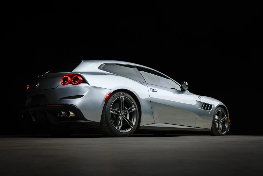 2018 Ferrari GTC4Lusso - Image 24 of 31