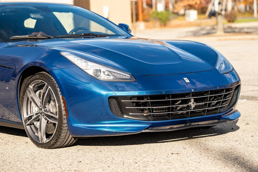 2018 Ferrari GTC4Lusso - Image 14 of 31
