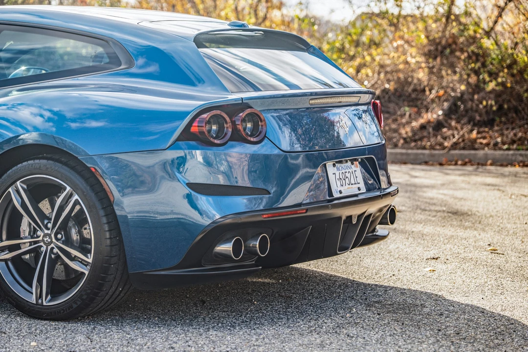 2018 Ferrari GTC4Lusso - Image 19 of 31
