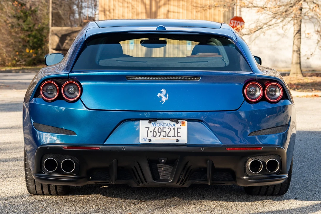 2018 Ferrari GTC4Lusso - Image 9 of 31