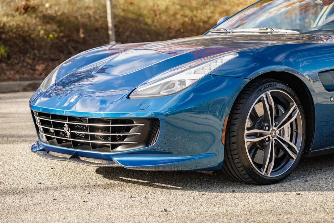 2018 Ferrari GTC4Lusso - Image 13 of 31