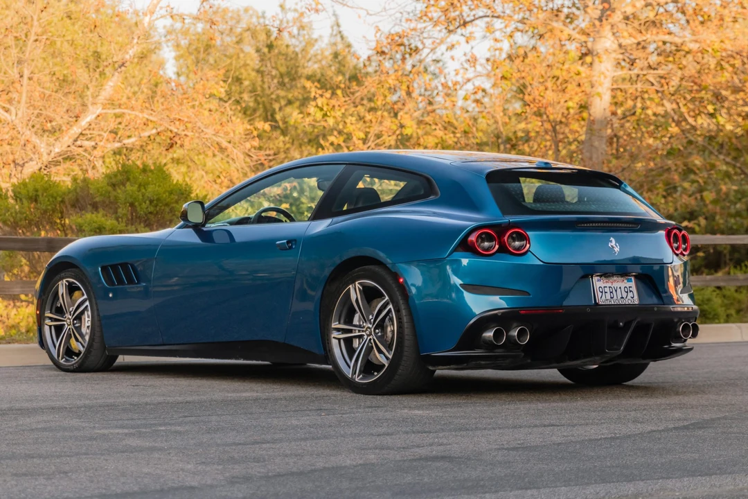 2018 Ferrari GTC4Lusso - Image 23 of 31