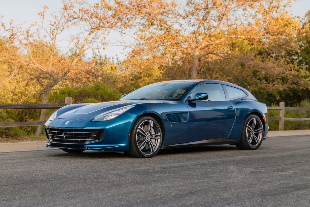 2018 Ferrari GTC4Lusso - Image 2 of 31