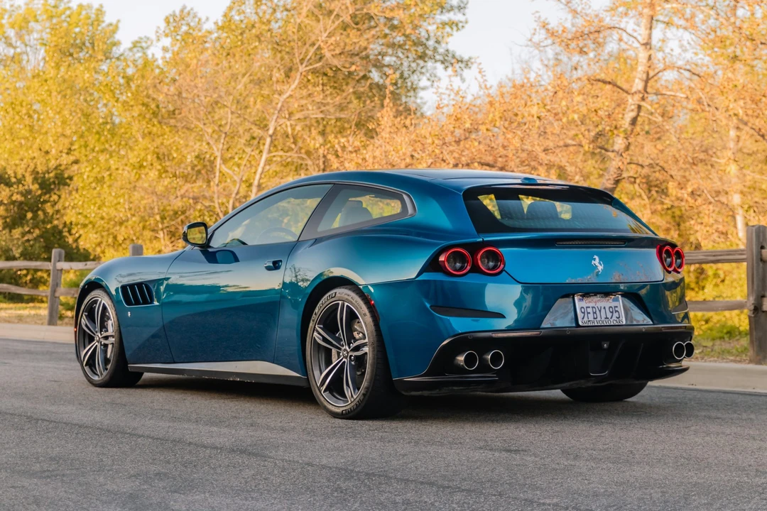 2018 Ferrari GTC4Lusso - Image 22 of 31
