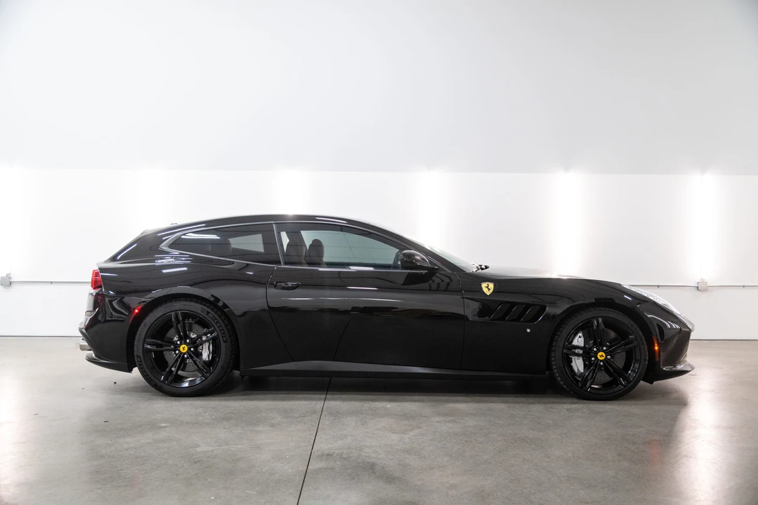 2018 Ferrari GTC4Lusso - Image 20 of 31