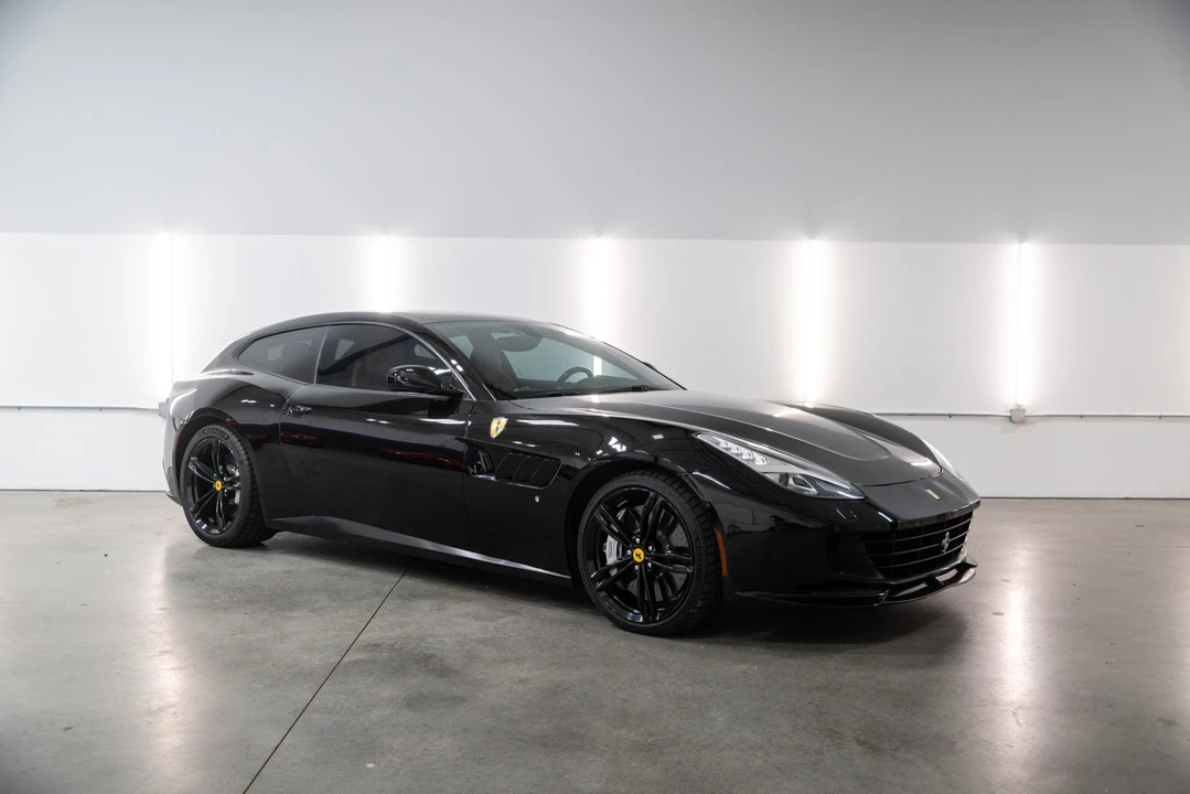 2018 Ferrari GTC4Lusso - Image 19 of 31