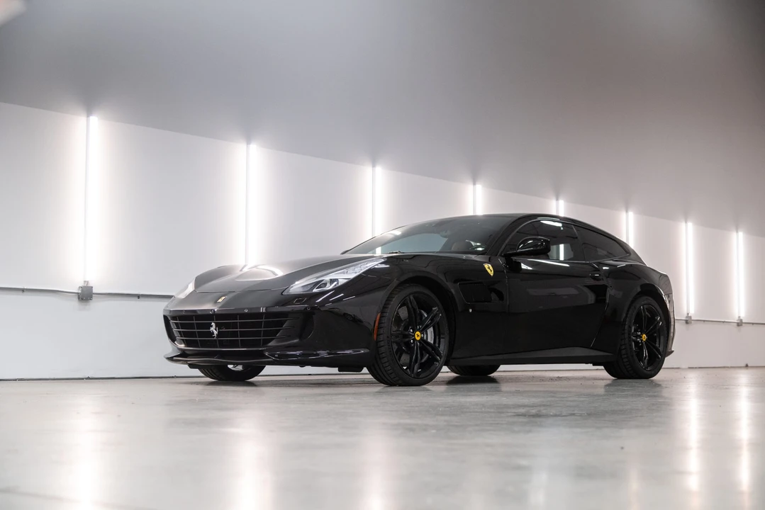 2018 Ferrari GTC4Lusso - Image 4 of 31
