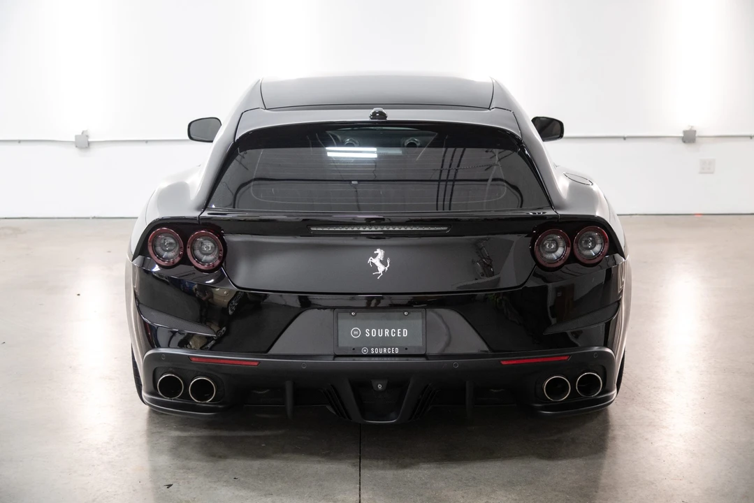 2018 Ferrari GTC4Lusso - Image 28 of 31