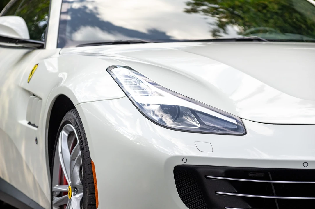 2018 Ferrari GTC4Lusso - Image 22 of 31