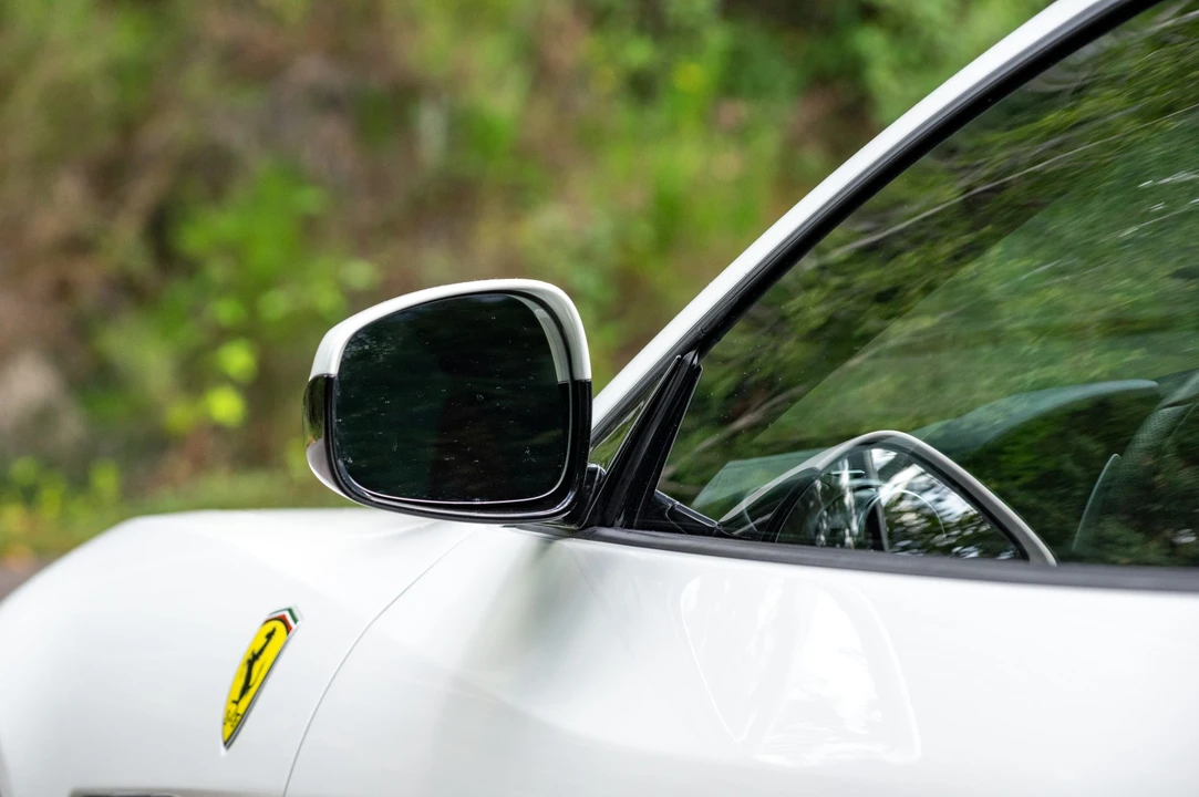 2018 Ferrari GTC4Lusso - Image 31 of 31