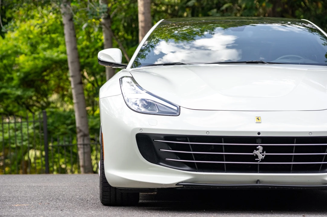 2018 Ferrari GTC4Lusso - Image 20 of 31