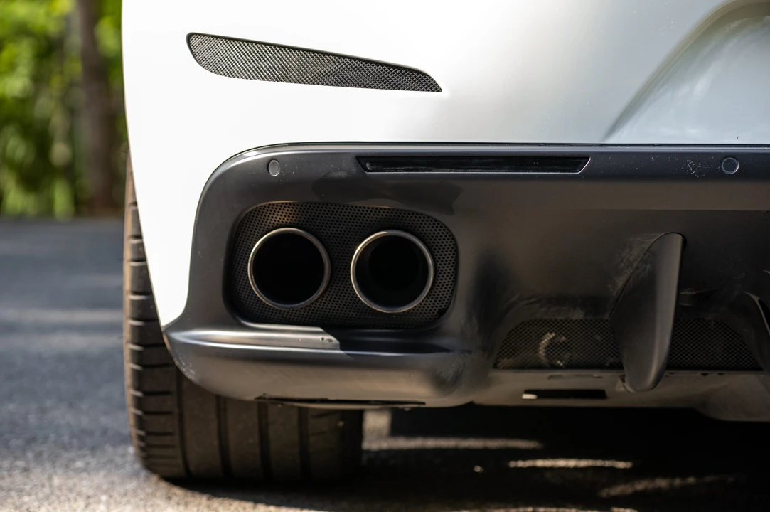 2018 Ferrari GTC4Lusso - Image 28 of 31