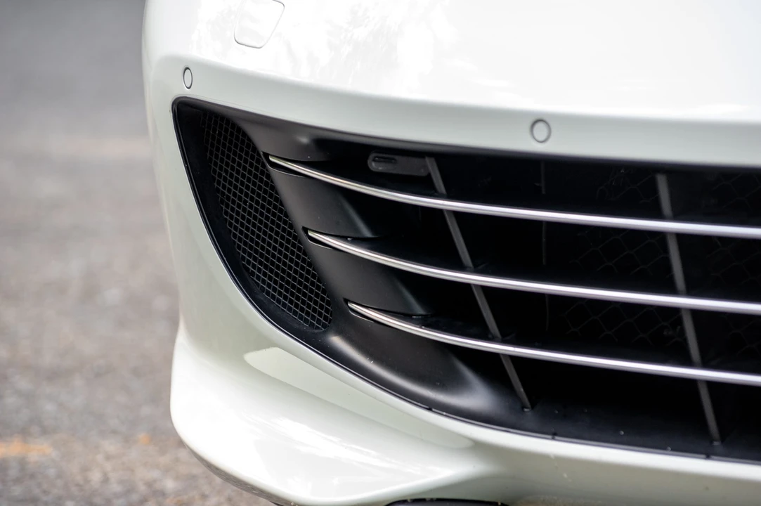 2018 Ferrari GTC4Lusso - Image 18 of 31