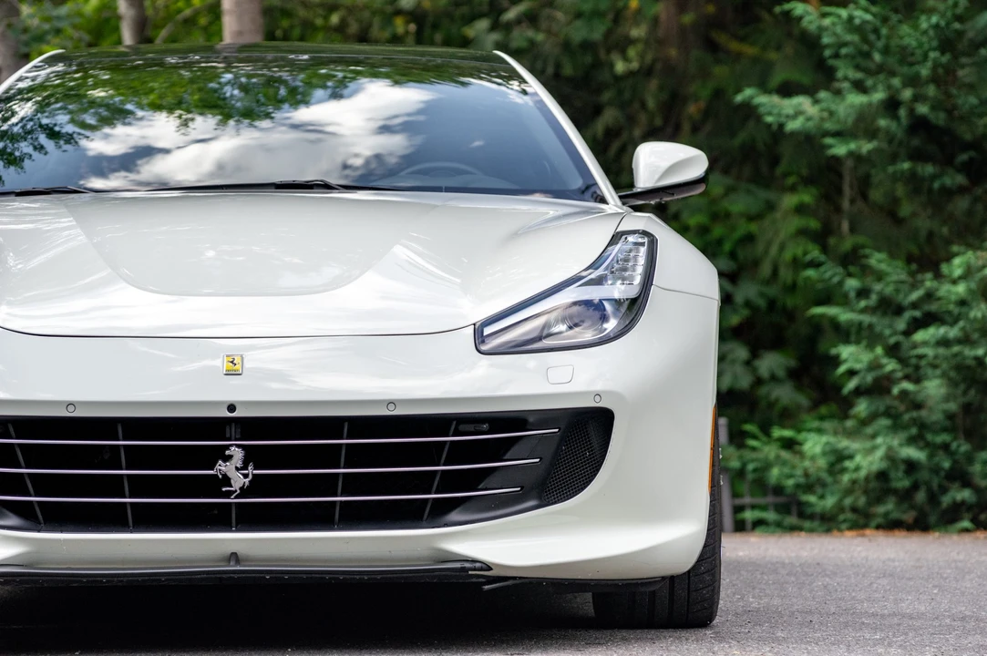 2018 Ferrari GTC4Lusso - Image 25 of 31