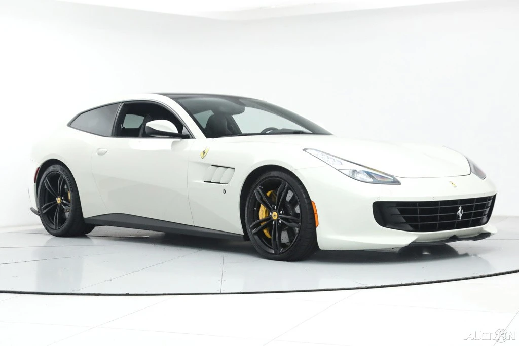 2018 Ferrari GTC4Lusso - Image 10 of 21