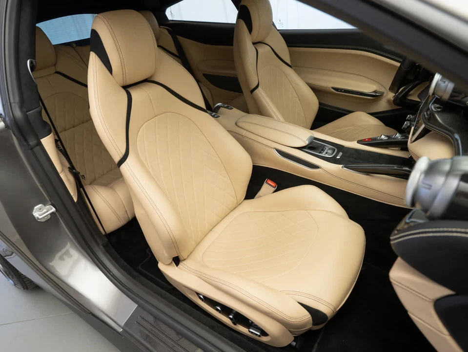2018 Ferrari GTC4Lusso - Image 14 of 31