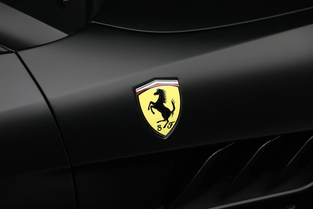 2018 Ferrari GTC4Lusso - Image 26 of 30