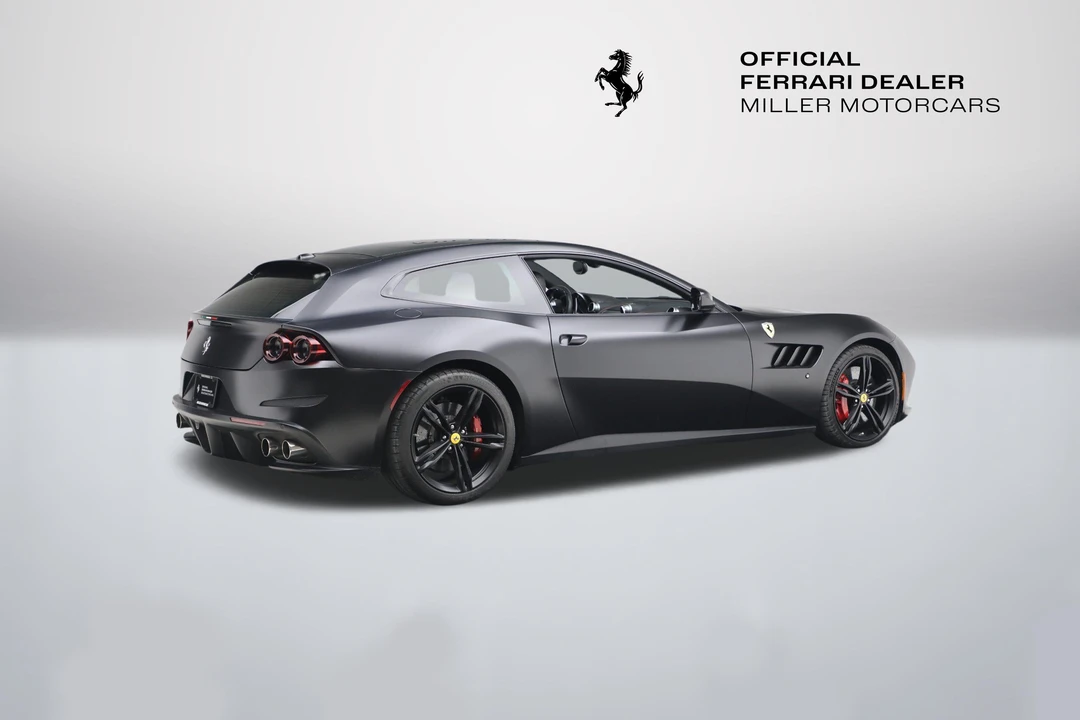 2018 Ferrari GTC4Lusso - Image 9 of 30