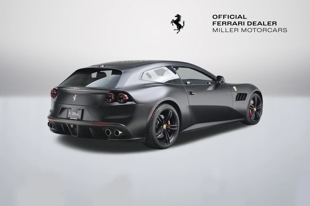 2018 Ferrari GTC4Lusso - Image 8 of 30