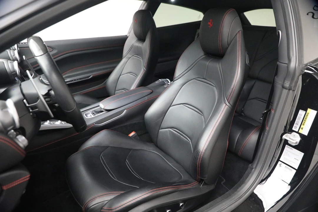 2018 Ferrari GTC4Lusso - Image 16 of 30