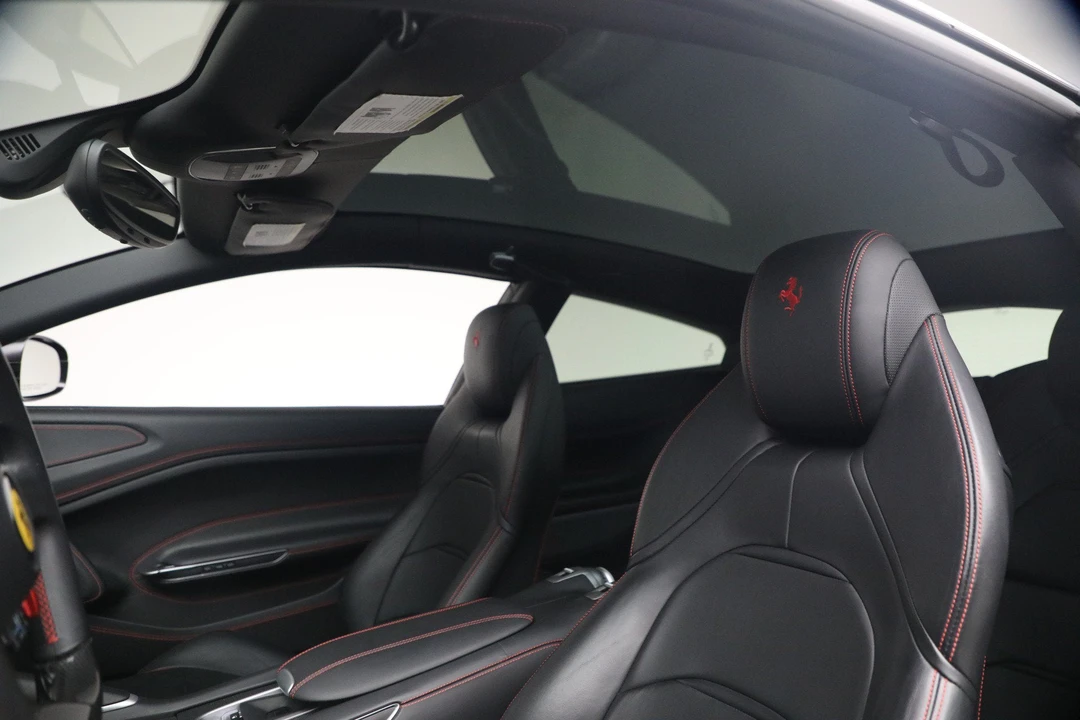 2018 Ferrari GTC4Lusso - Image 24 of 30