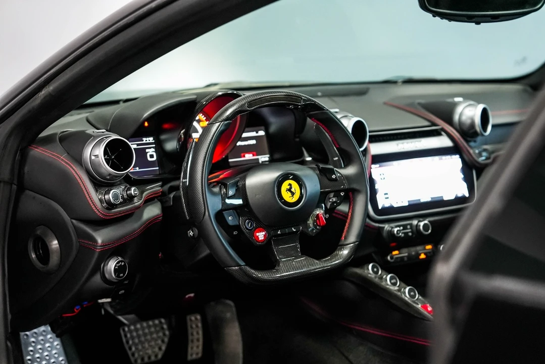 2018 Ferrari GTC4Lusso - Image 11 of 25