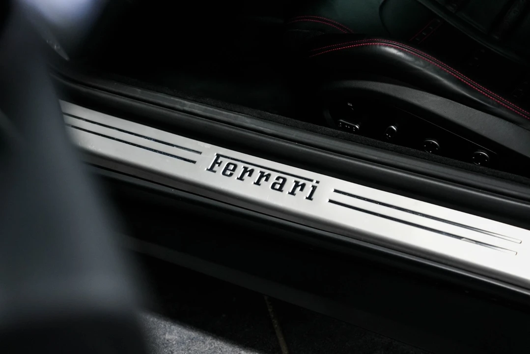 2018 Ferrari GTC4Lusso - Image 21 of 25