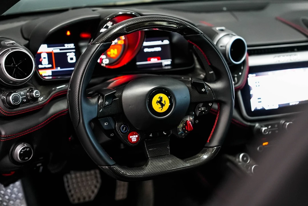 2018 Ferrari GTC4Lusso - Image 13 of 25