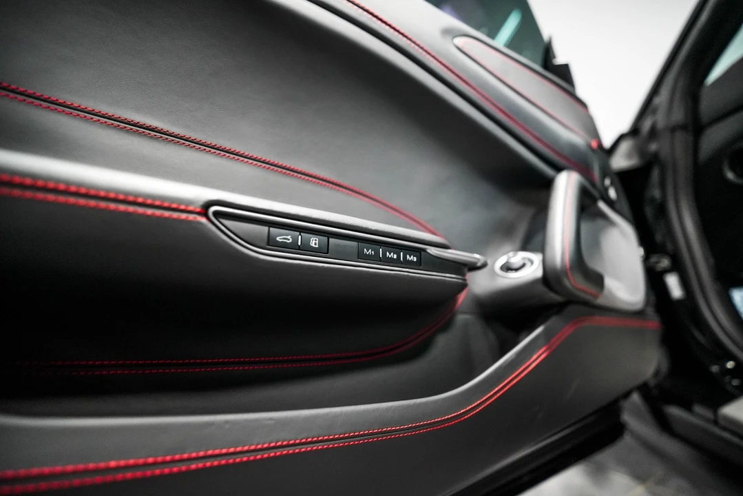 2018 Ferrari GTC4Lusso - Image 19 of 25
