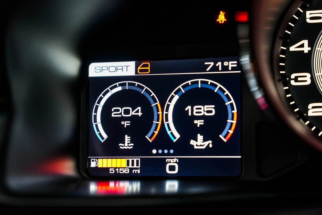 2018 Ferrari GTC4Lusso - Image 16 of 25