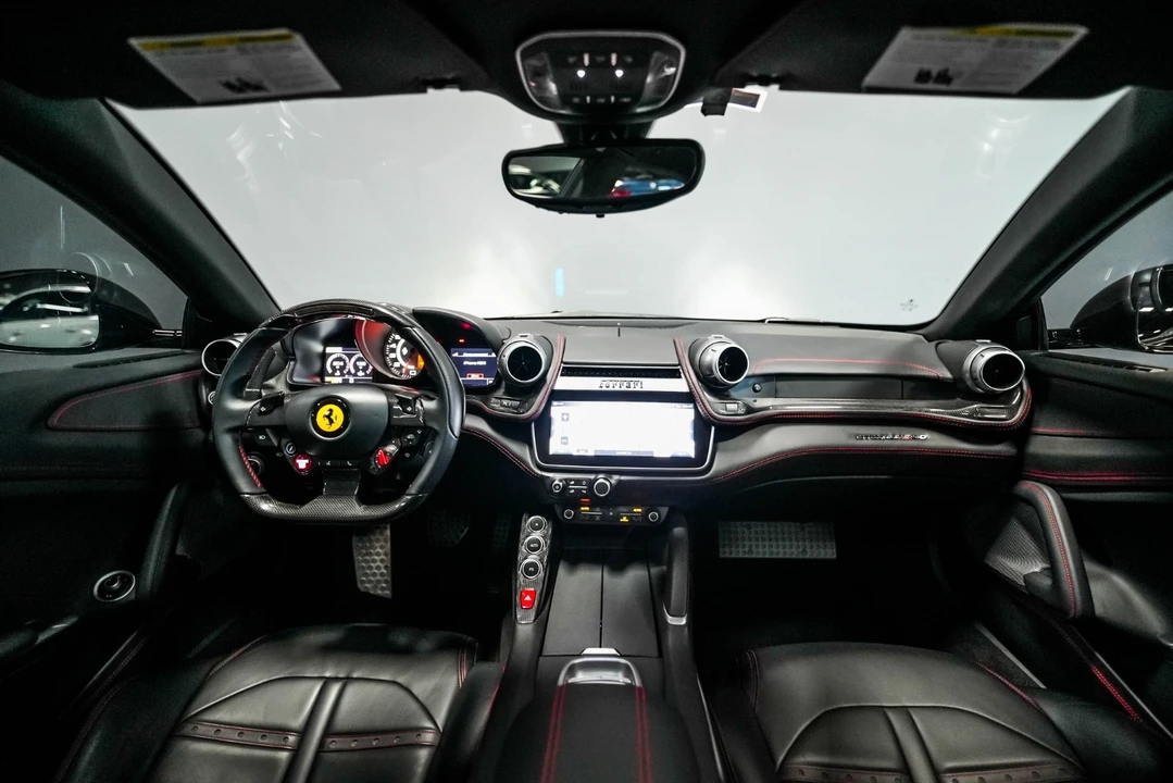 2018 Ferrari GTC4Lusso - Image 10 of 25