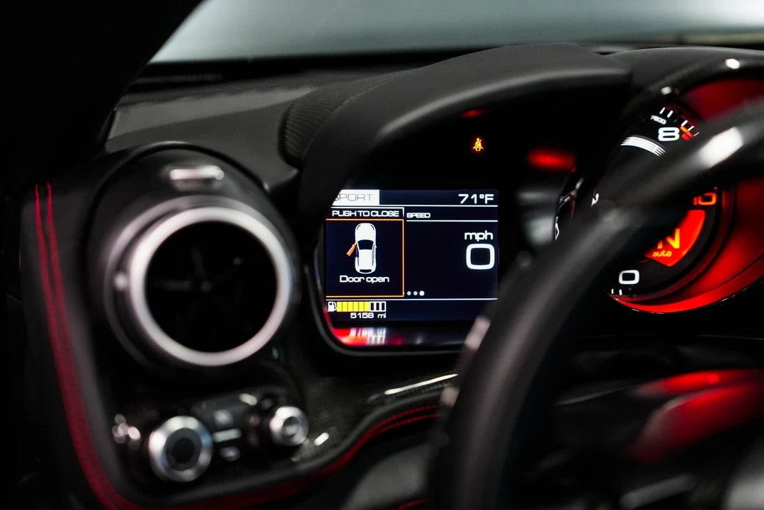 2018 Ferrari GTC4Lusso - Image 14 of 25