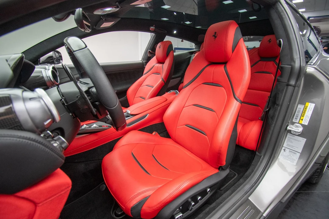 2018 Ferrari GTC4Lusso - Image 13 of 31