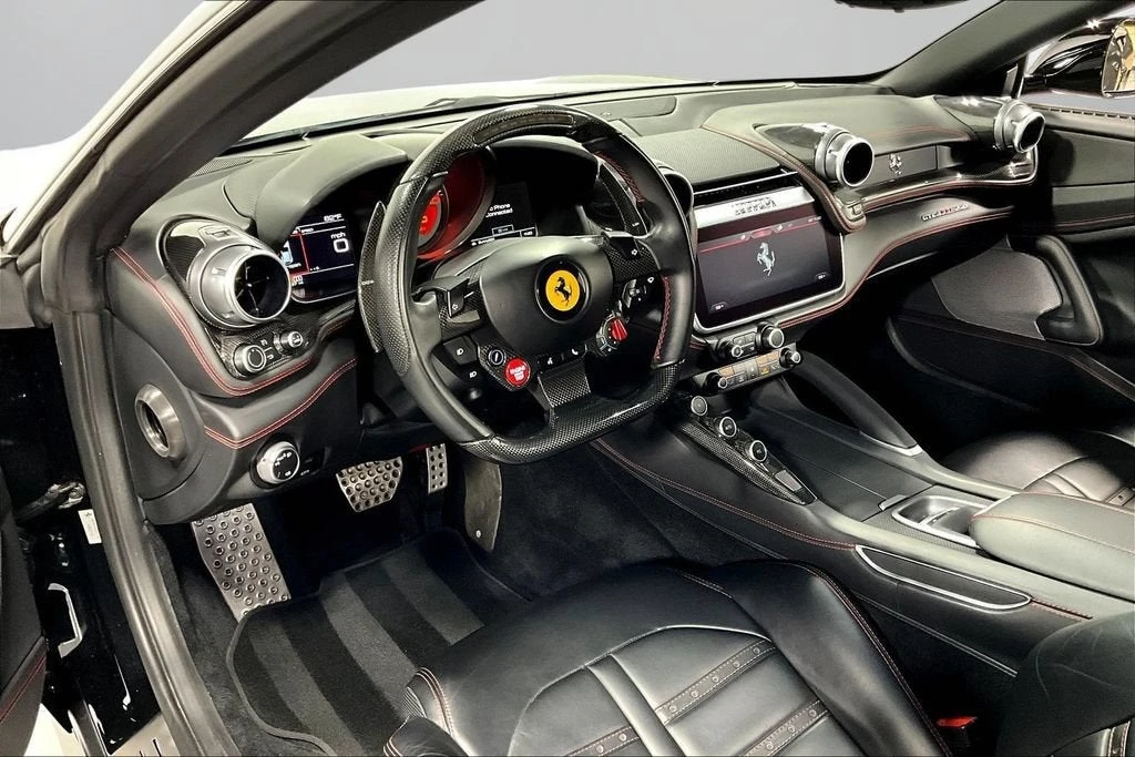2018 Ferrari GTC4Lusso - Image 16 of 31