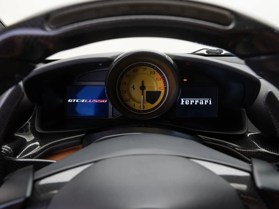 2018 Ferrari GTC4Lusso - Image 11 of 31