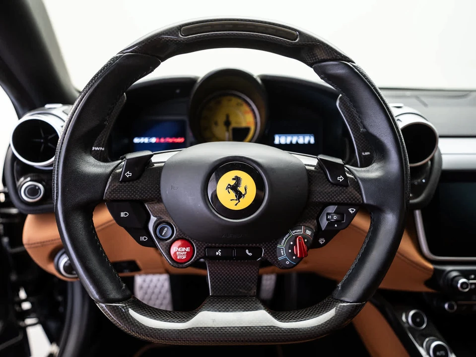 2018 Ferrari GTC4Lusso - Image 19 of 31