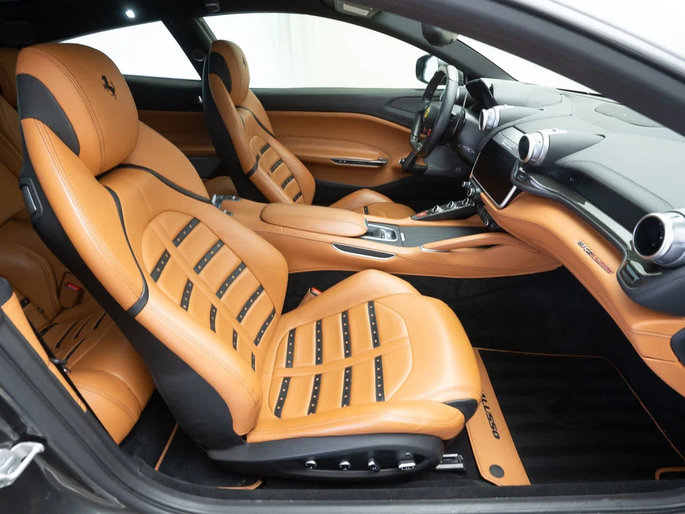 2018 Ferrari GTC4Lusso - Image 10 of 31