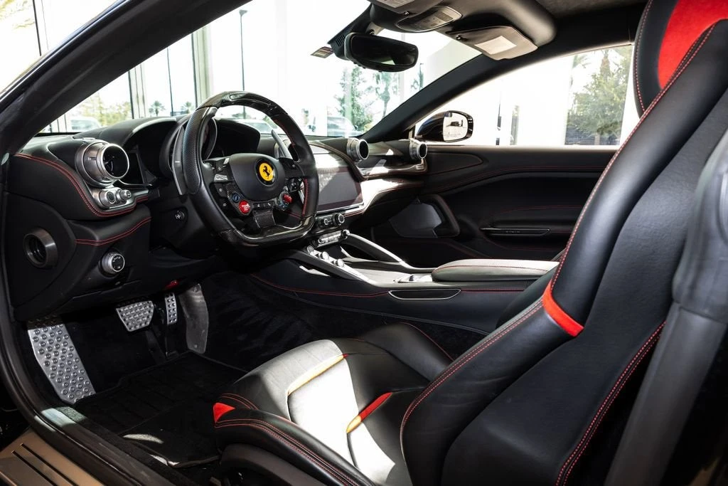 2018 Ferrari GTC4Lusso - Image 29 of 31