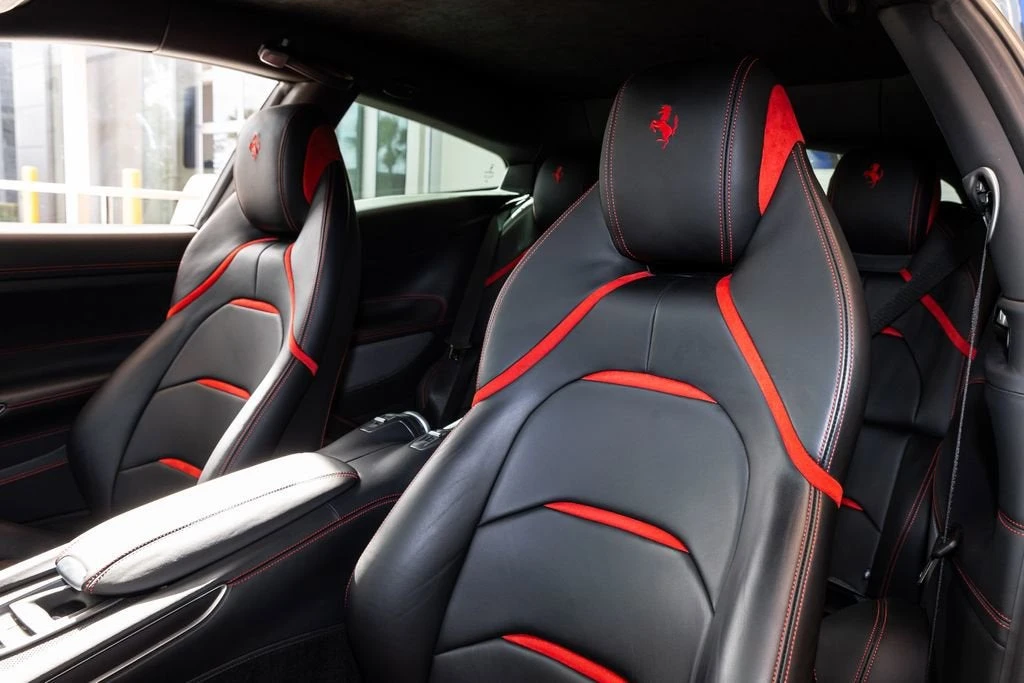 2018 Ferrari GTC4Lusso - Image 30 of 31