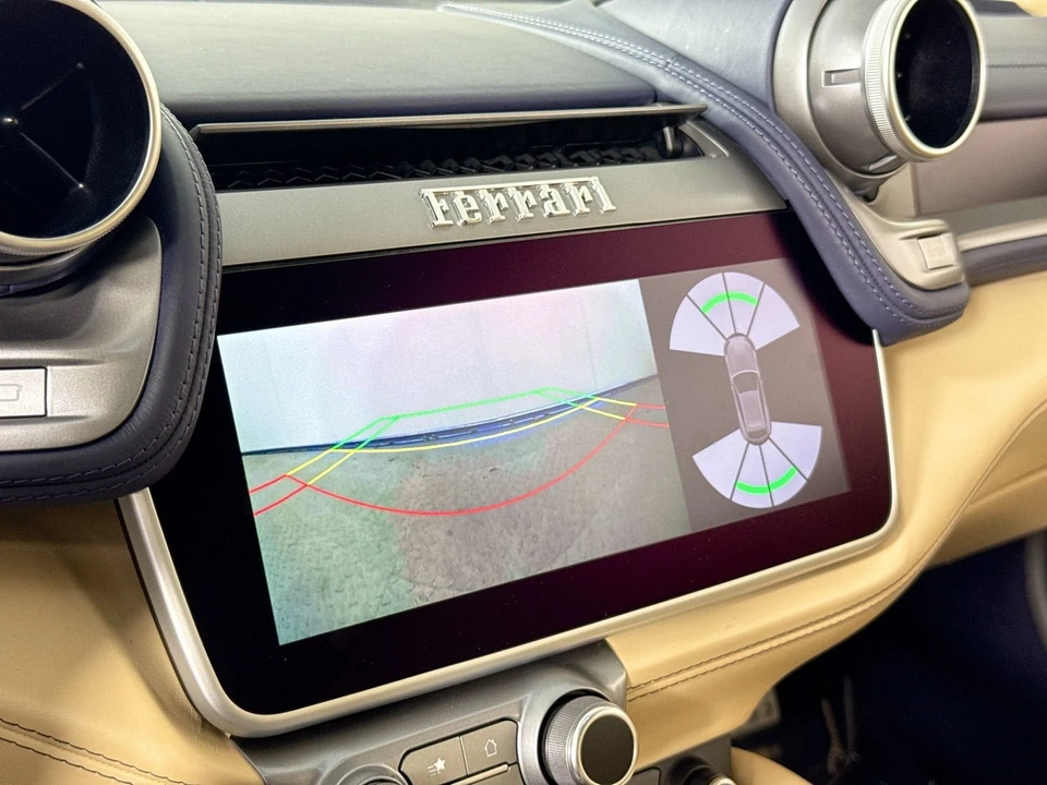 2018 Ferrari GTC4Lusso - Image 14 of 31