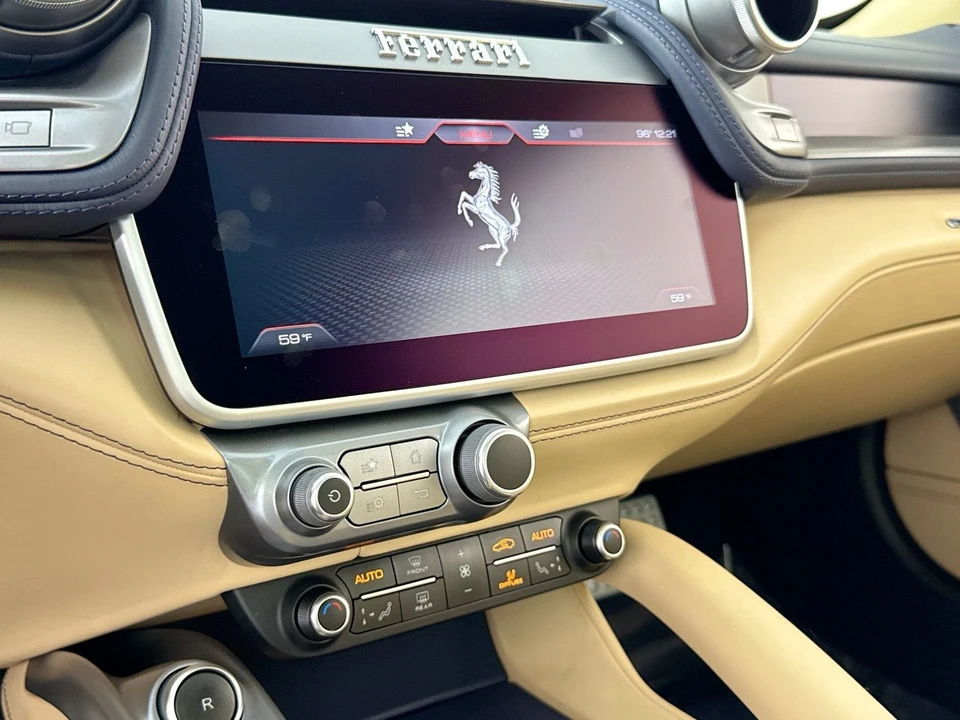 2018 Ferrari GTC4Lusso - Image 12 of 31
