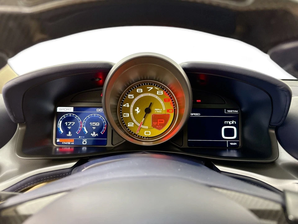 2018 Ferrari GTC4Lusso - Image 11 of 31